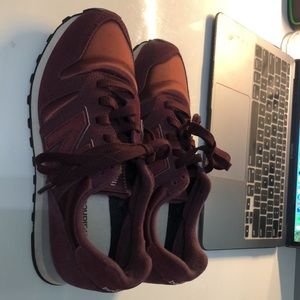 373 New Balance shoes